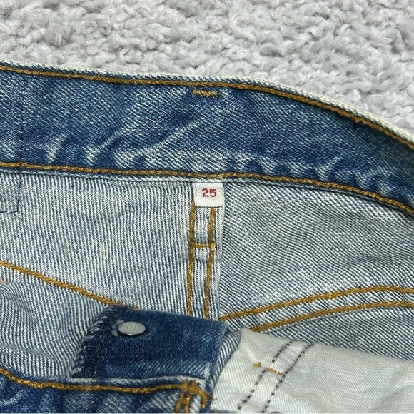 Levi's Shorts Womens 25 Denim Cut Off Wedgie Raw Hem High Button Fly Distressed - Picture 2 of 4